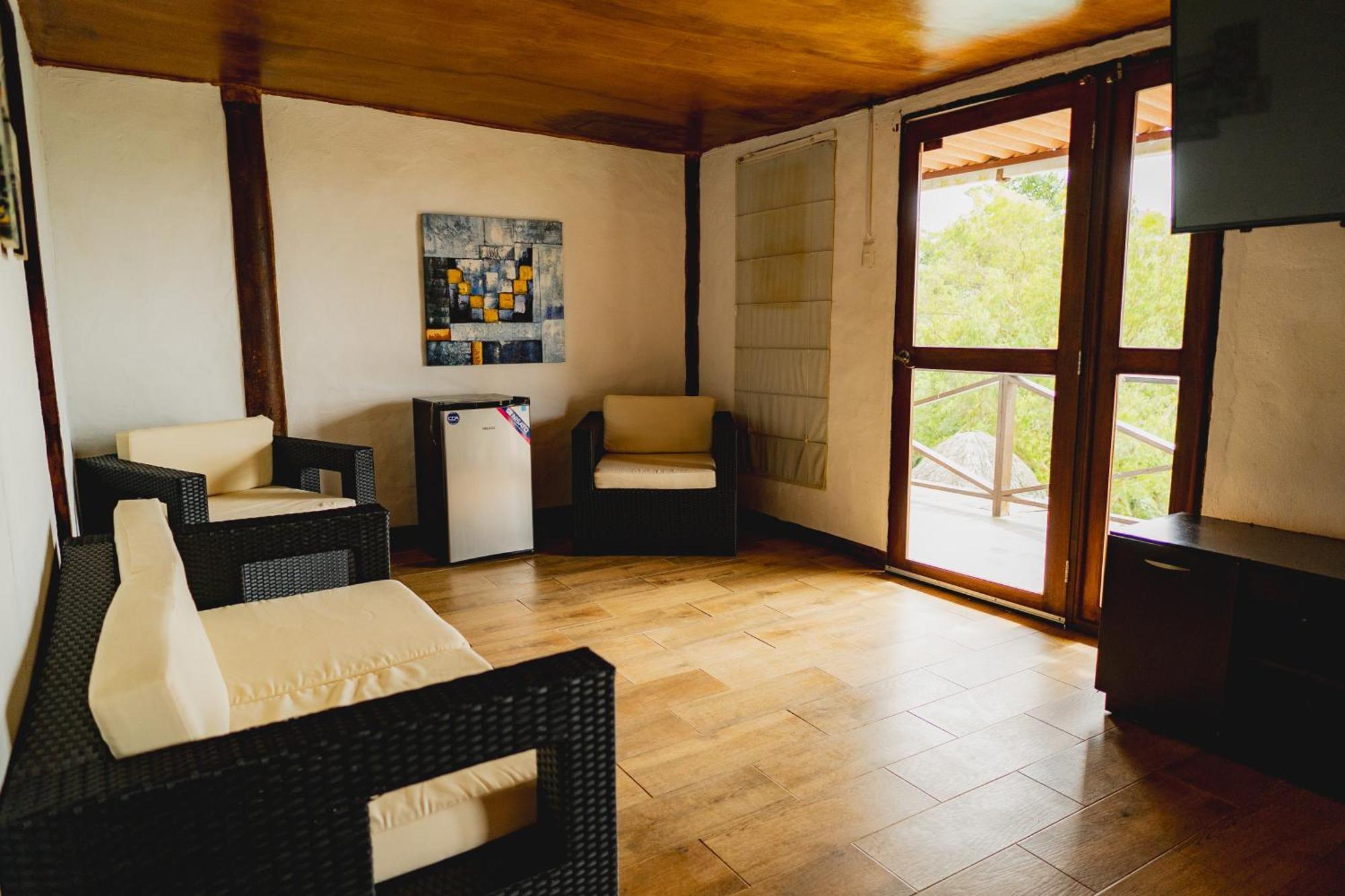 Ranchos De Chalia Panama Hotel Portobelo Exterior photo